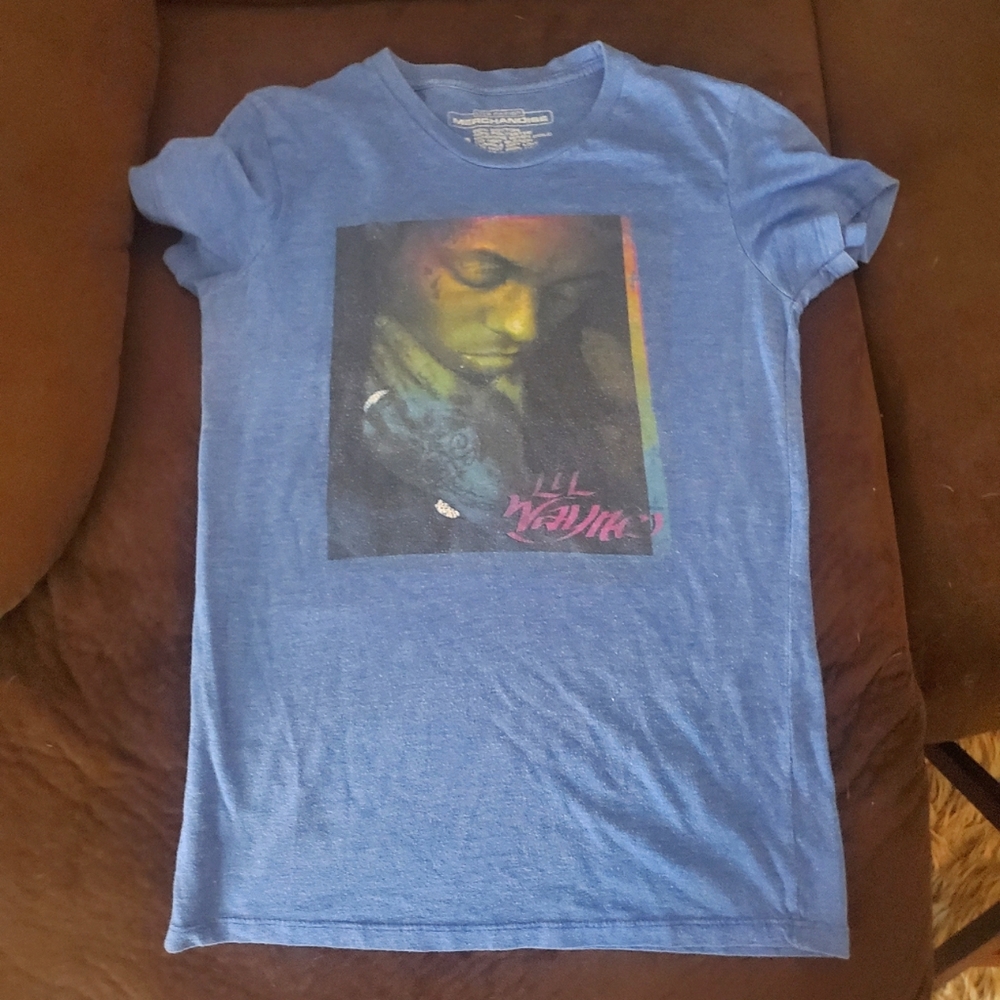 Graphic tee